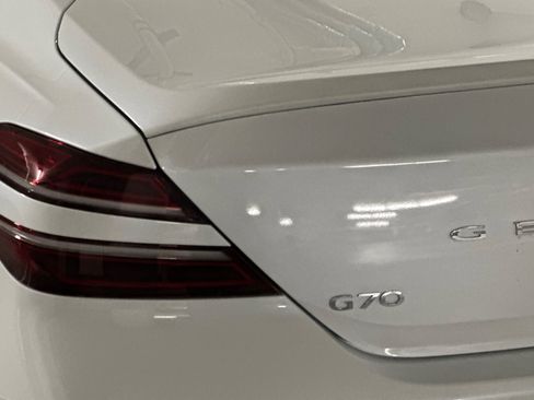 Used 2025 Genesis G70 2.5T image 28