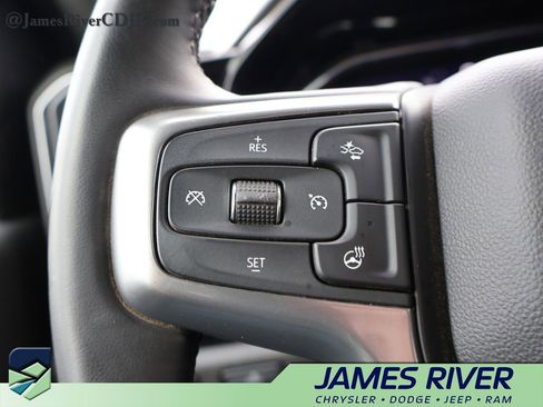Used 2025 Chevrolet Silverado 2500 LT w/ Convenience Package AWD/4WD image 25