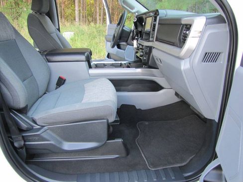 Used 2025 Ford F250 XLT w/ FX4 Off-Road Package AWD/4WD image 22