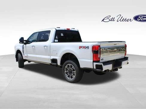 New 2026 Ford F250 Platinum AWD/4WD image 4