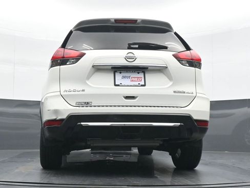 Used 2020 Nissan Rogue S w/ Special Edition Package image 20