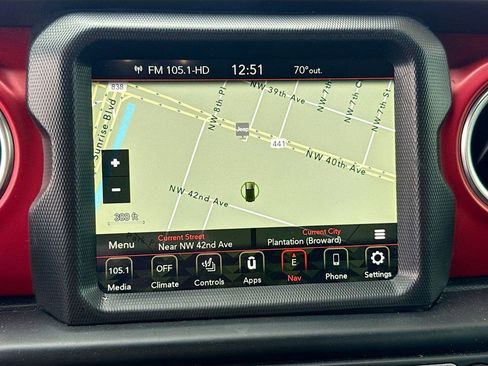 Used 2022 Jeep Wrangler Unlimited Rubicon w/ Steel Bumper Group AWD/4WD image 14