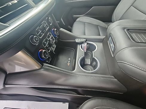 Used 2023 Chevrolet Tahoe LT w/ Luxury Package image 15