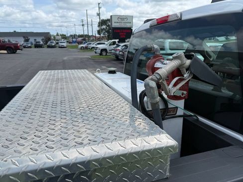 Used 2020 Ford F250 XL w/ Power Equipment Group AWD/4WD image 2