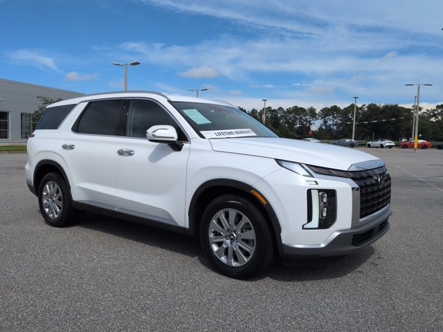 Used 2023 Hyundai Palisade SEL w/ Cargo Package AWD/4WD image 3