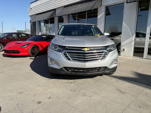 Used 2020 Chevrolet Equinox LT image 4