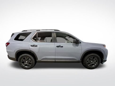 Used 2026 Honda Pilot TrailSport image 10