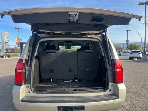 Used 2015 Chevrolet Tahoe LT w/ Luxury Package AWD/4WD image 34