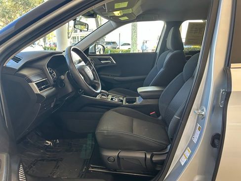 Used 2024 Mitsubishi Outlander ES FWD image 5