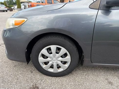 Used 2011 Toyota Corolla LE FWD image 33