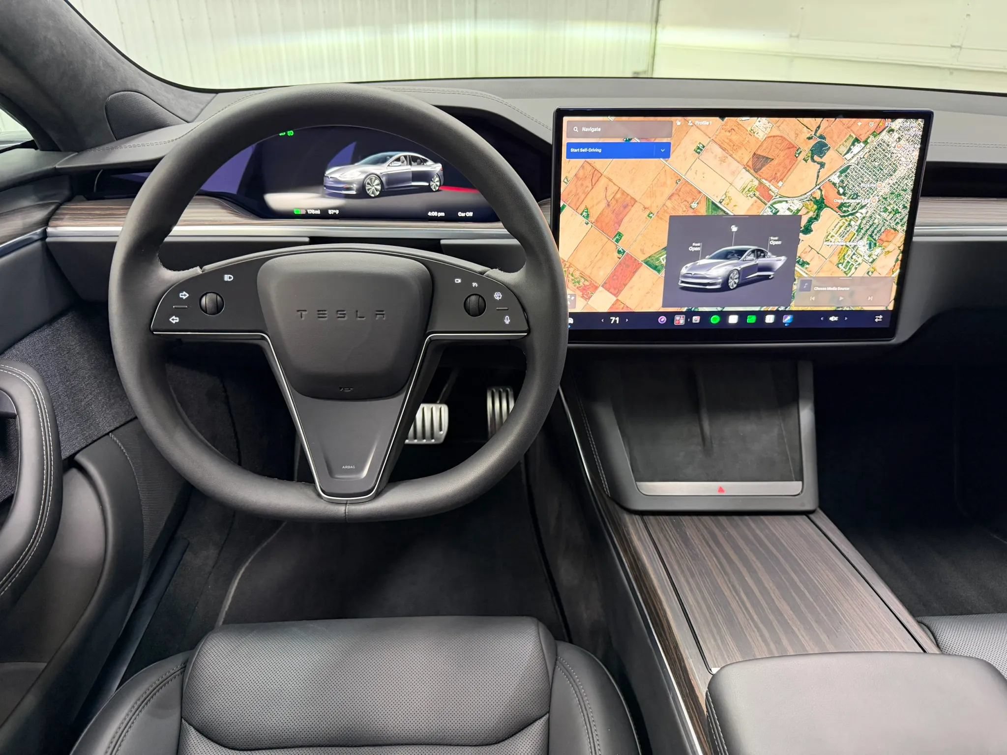Used 2024 Tesla Model S AWD/4WD image 21