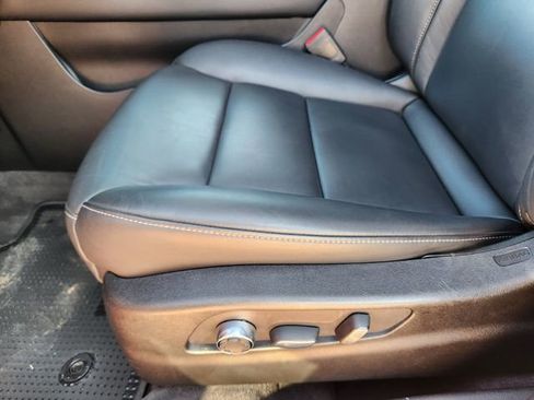 Used 2024 Cadillac XT4 Premium Luxury w/ Cold Weather Package image 25