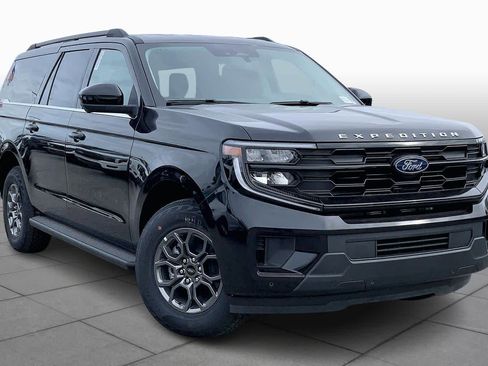 New 2025 Ford Expedition Max Active image 2
