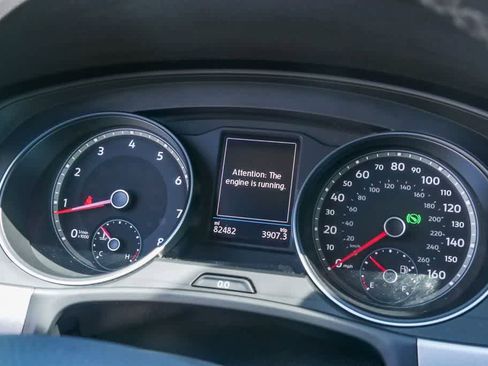 Used 2019 Volkswagen Atlas SE FWD image 23