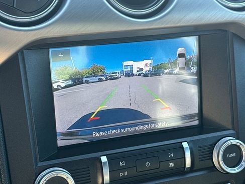 Used 2022 Ford Mustang GT Premium image 23