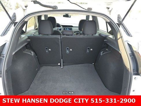 Used 2024 Nissan Kicks SR image 18