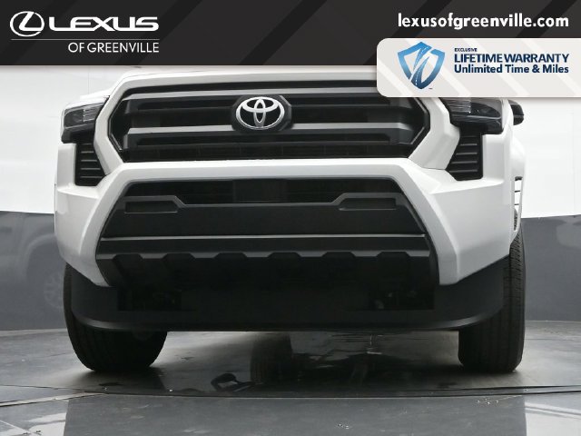 Used 2025 Toyota Tacoma SR AWD/4WD image 36