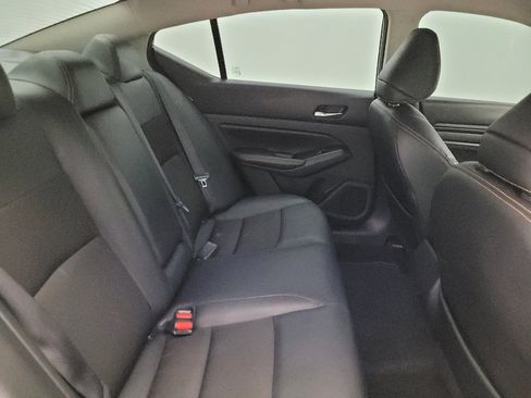 Used 2021 Nissan Altima 2.5 SR FWD image 19