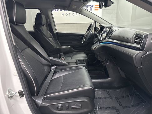 Used 2022 Honda Odyssey Elite image 18