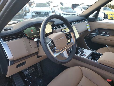 New 2026 Land Rover Range Rover Long Wheelbase SE image 14