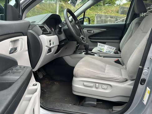 Used 2019 Honda Pilot EX image 7