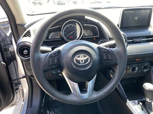 Used 2018 Toyota Yaris iA FWD image 19