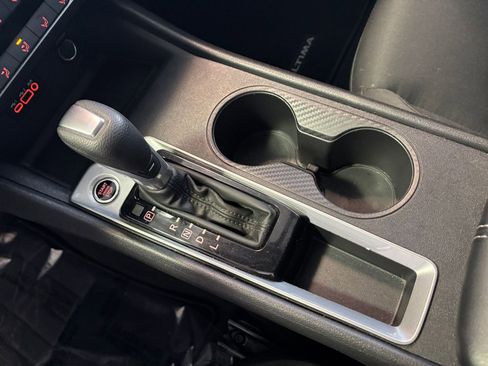 Used 2025 Nissan Altima 2.5 SV image 42