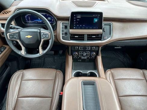 Used 2023 Chevrolet Tahoe High Country AWD/4WD image 12