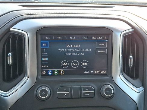 Used 2022 Chevrolet Silverado 2500 LT w/ Fleet Comfort Package image 16