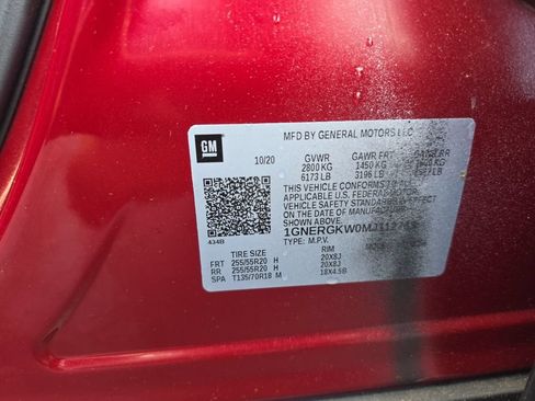 Used 2021 Chevrolet Traverse LT FWD image 25