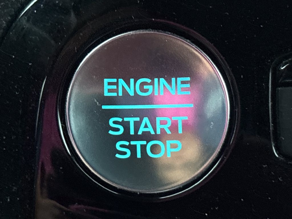 Certified 2023 Ford Escape ST-Line Elite AWD/4WD image 5