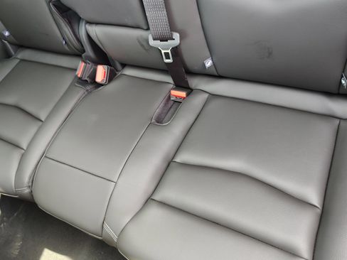 New 2025 Cadillac XT6 Luxury w/ LPO, Premium Carpet Package image 36