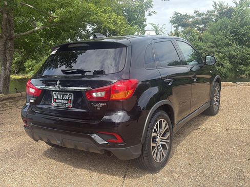 Used 2018 Mitsubishi Outlander Sport SE AWD/4WD image 4