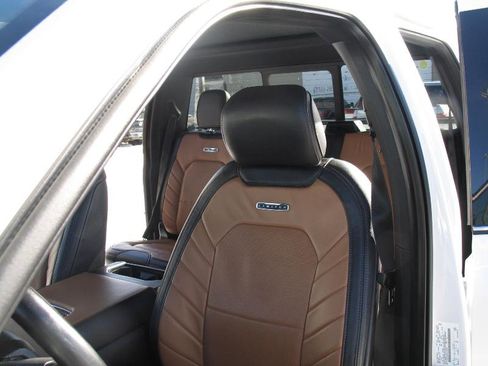 Used 2016 Ford F150 Limited w/ Trailer Tow Package image 26