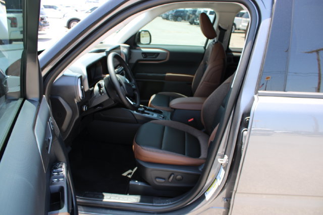 New 2026 Ford Bronco Sport Outer Banks w/ Outer Banks Tech Package+ AWD/4WD image 7
