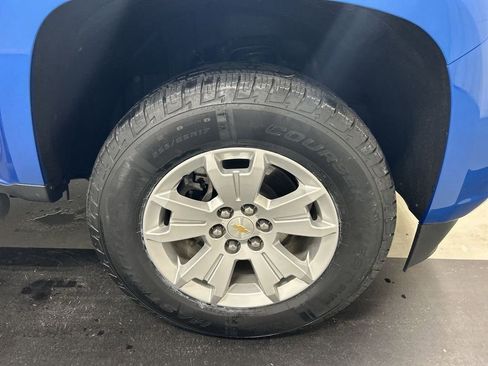 Used 2022 Chevrolet Colorado LT w/ LPO, Tonneau and Step Package image 8