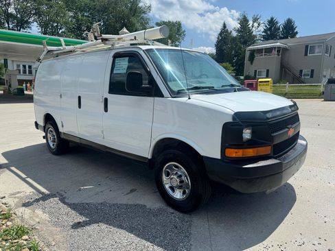 Used 2010 Chevrolet Express 3500 w/ Power Package RWD image 6