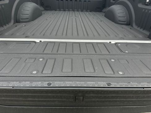 New 2025 Ford F350 Lariat w/ Black Appearance Package image 47