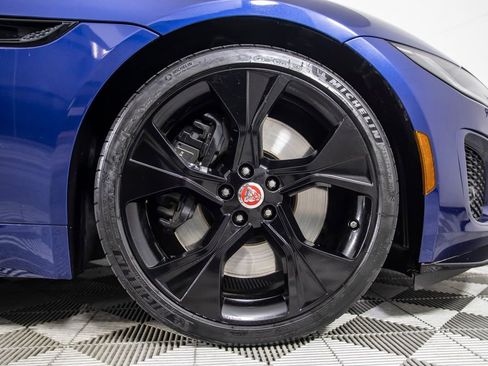 Used 2023 Jaguar F-TYPE Coupe image 36