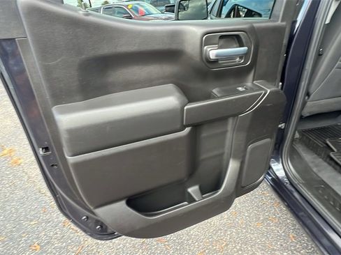 Certified 2022 Chevrolet Silverado 1500 Custom w/ LPO, Dark Essentials Package image 19