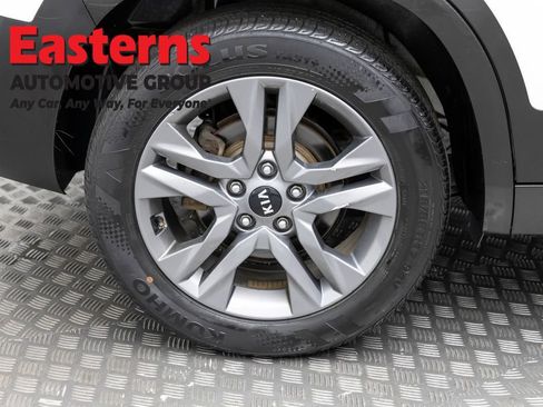 Used 2021 Kia Seltos S AWD/4WD image 8