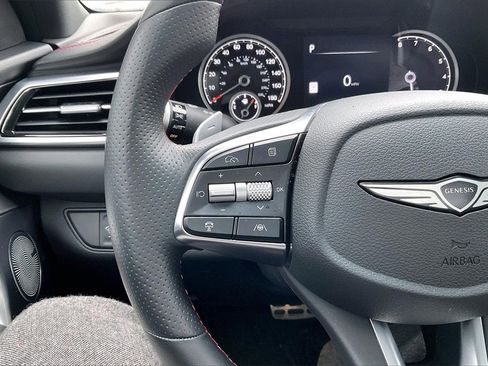 Used 2025 Genesis G70 2.5T w/ Sport Prestige Package image 11