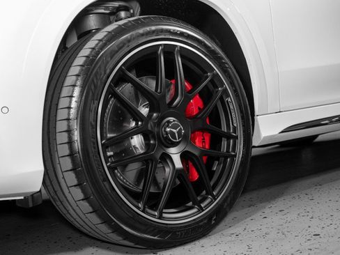 New 2026 Mercedes-Benz GLE 63 AMG S image 32