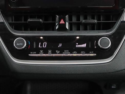 Used 2024 Toyota Corolla LE image 14