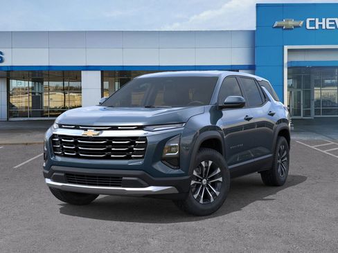 New 2026 Chevrolet Equinox LT image 7