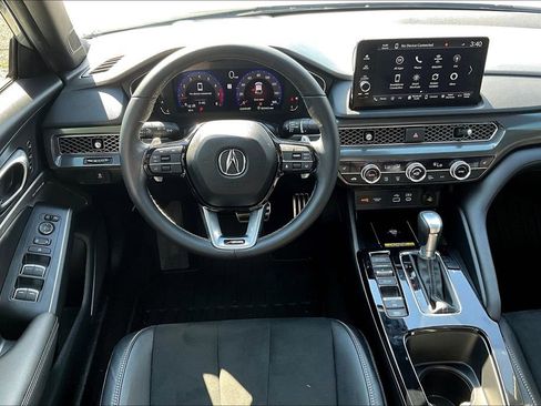 Used 2025 Acura Integra A-Spec image 8