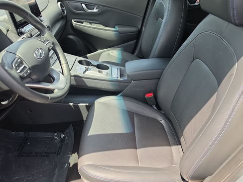 Used 2023 Hyundai Kona Limited FWD image 14