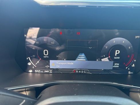 New 2026 GMC Canyon Denali w/ LPO, Denali Black Edition image 16