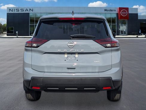 New 2026 Nissan Rogue SV AWD/4WD image 4