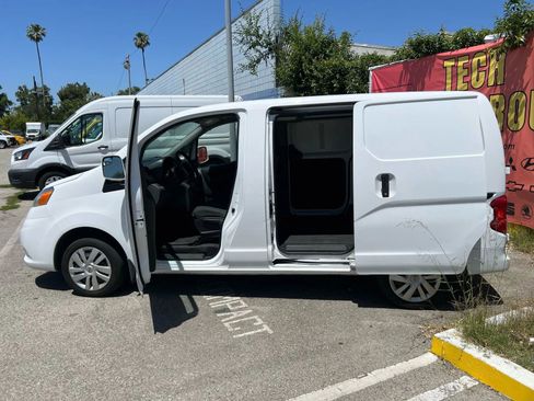 Used 2021 Nissan NV200 SV image 11